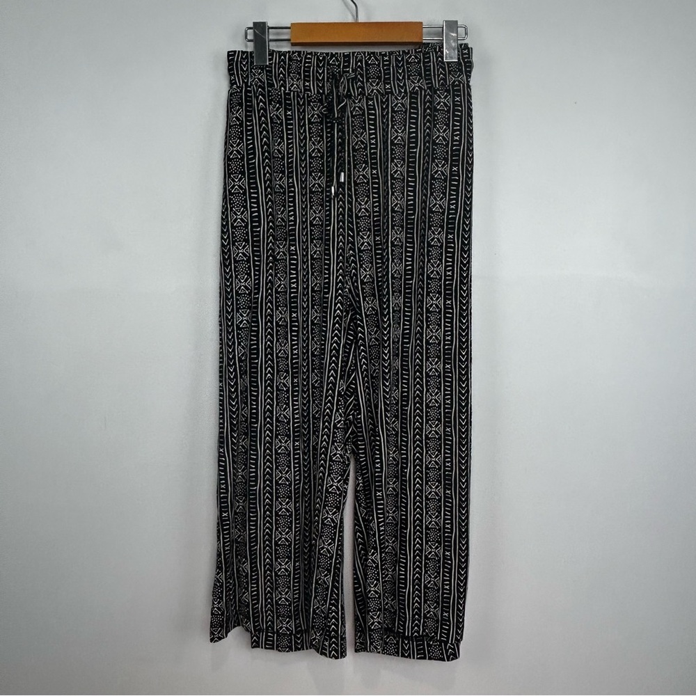 In Every Story 3/4 Length Pants 1X